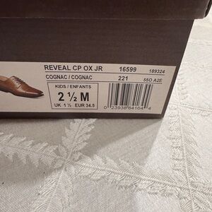 Florsheim boys cap toe Oxford dress shoes size 2.5 medium